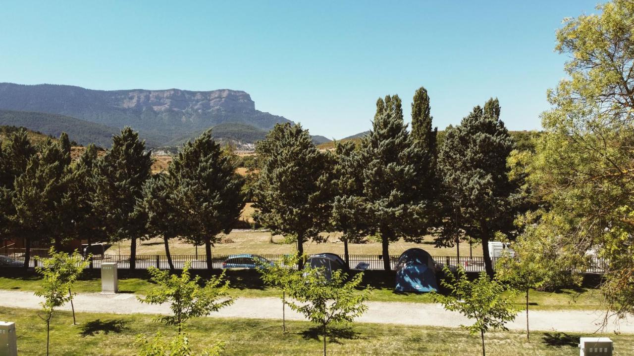 El Arrebol Comfort Camp Jaca Exterior photo
