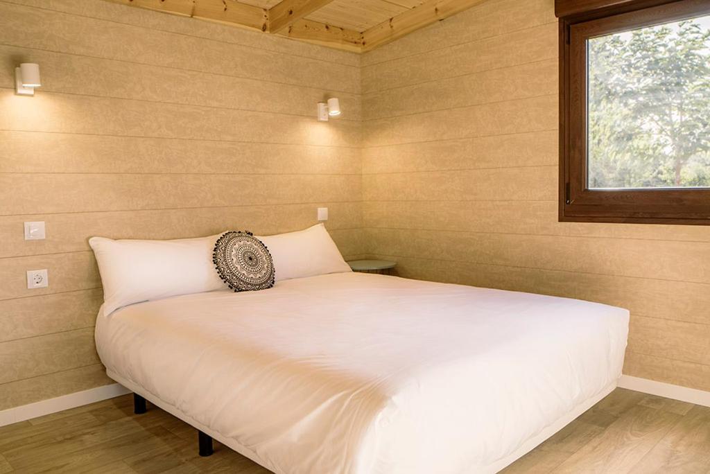 El Arrebol Comfort Camp Jaca Exterior photo