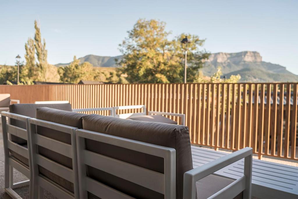 El Arrebol Comfort Camp Jaca Exterior photo