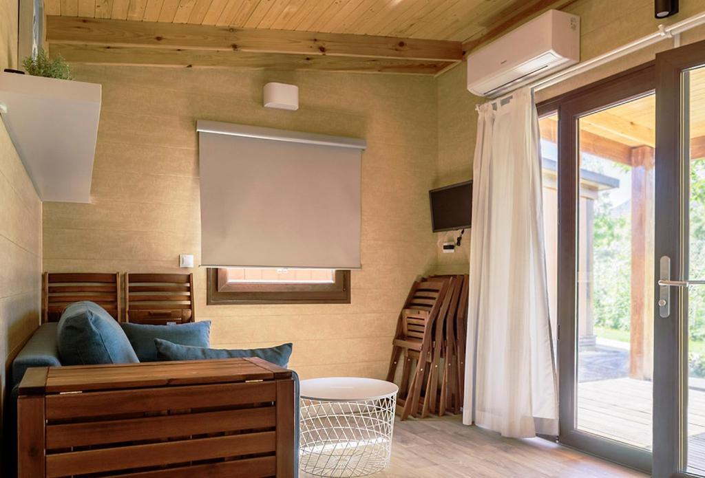 El Arrebol Comfort Camp Jaca Exterior photo