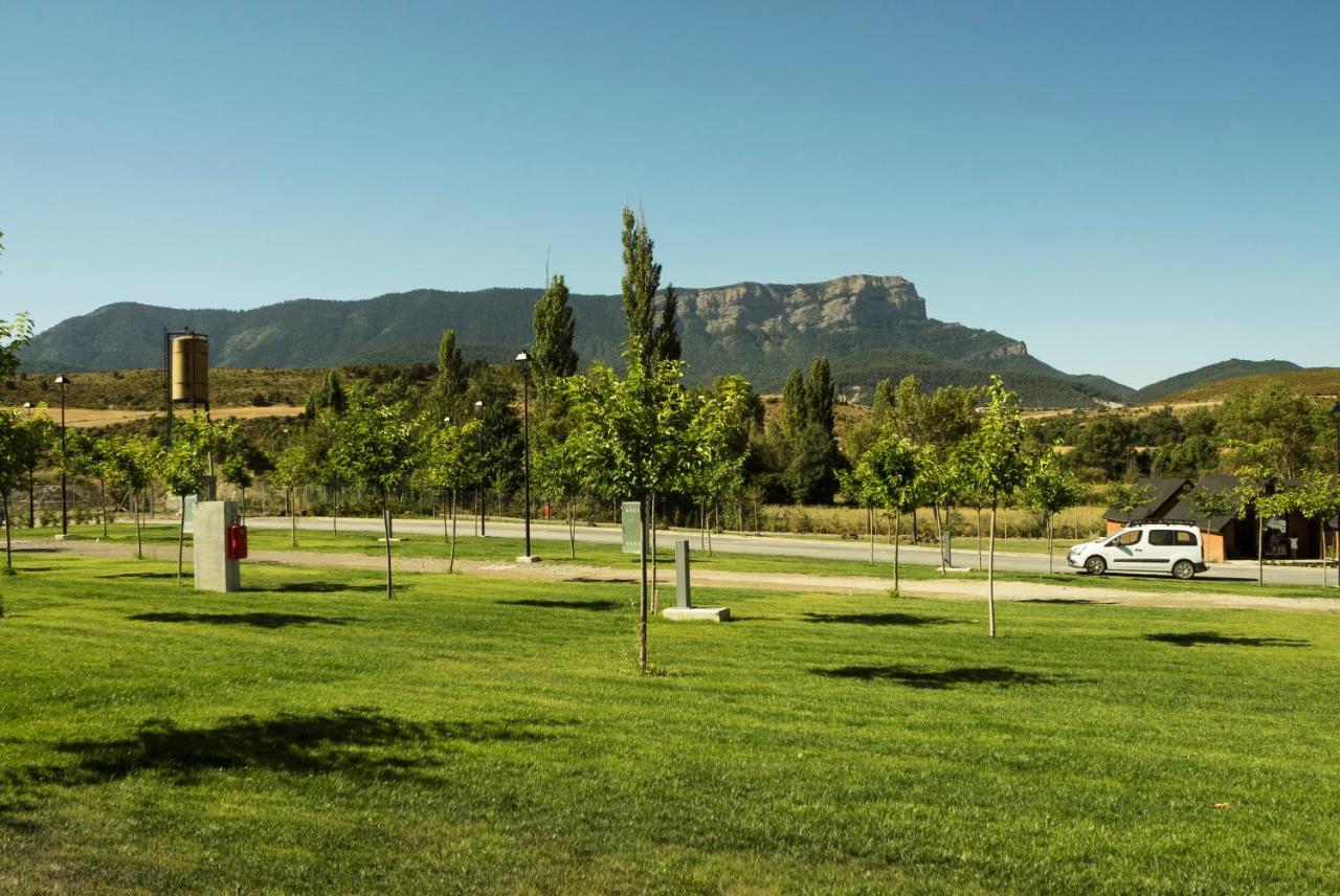El Arrebol Comfort Camp Jaca Exterior photo